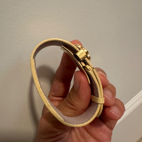23 Authentic Louis Vuitton Like New Leather Bangle and Ring with Box Good Luck - Picture 8 of 8